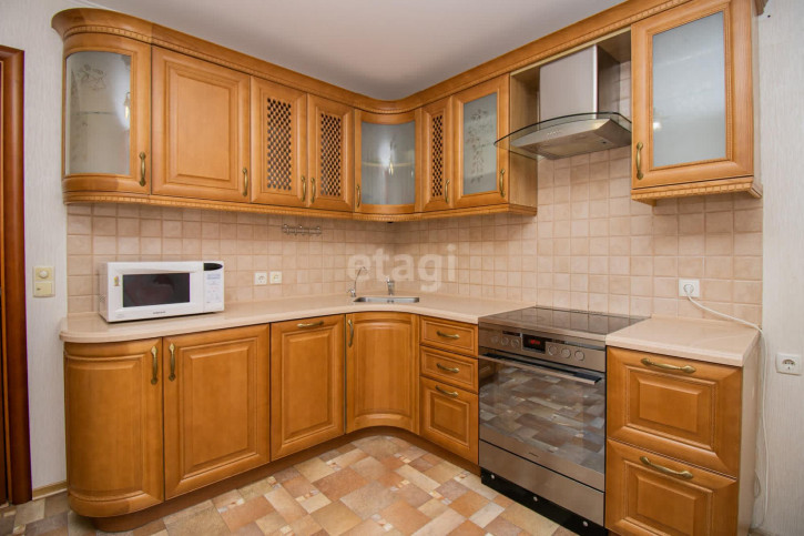 3-комн квартира Мельзаводская, 8