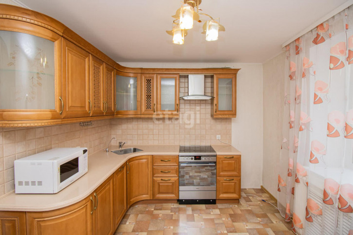 3-комн квартира Мельзаводская, 8