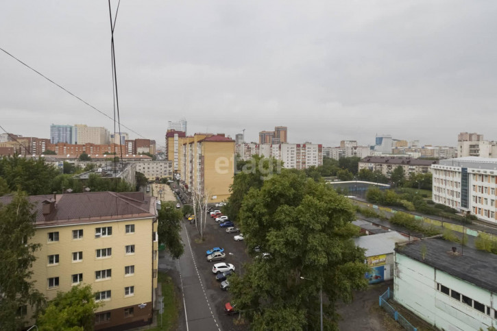 Комната Харьковская, 1