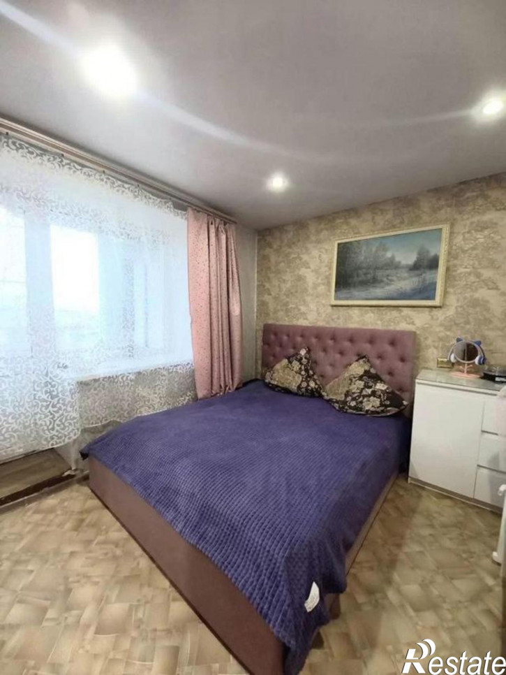 3-комн квартира Черепанова улица,10