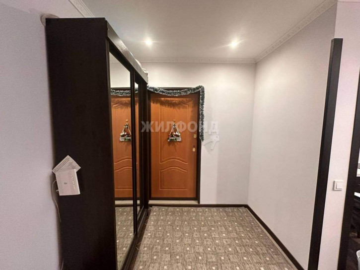 4-комн квартира Дружбы Народов улица, д.21