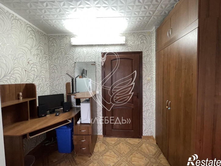 2-комн квартира Суворова улица,9