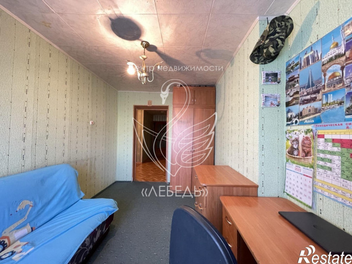 4-комн квартира 9 Января улица,26