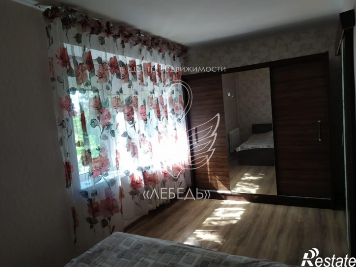 3-комн квартира Неманский городской округ,Полевая улица,1