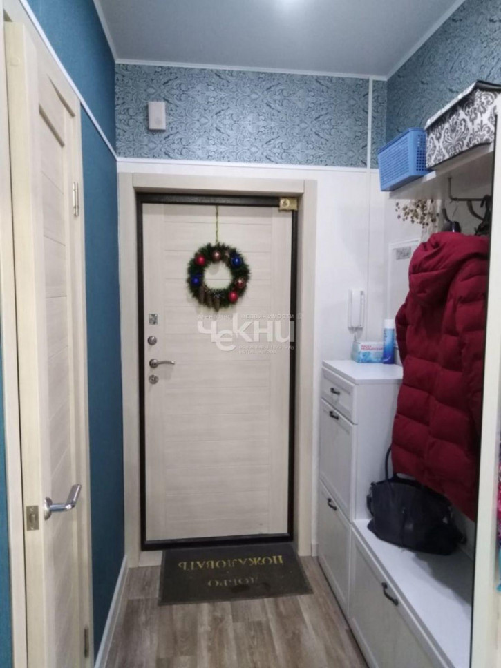 Комната Красная поляна ул, 7