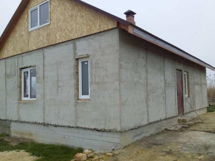 Коттедж/дом Изумрудная