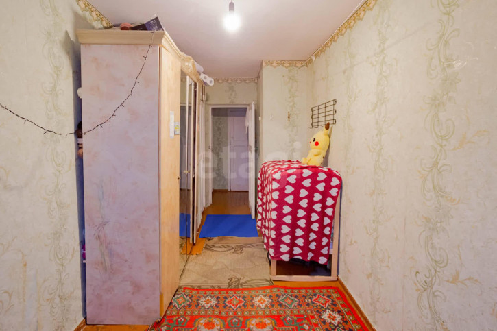3-комн квартира улица Мальцева, 1