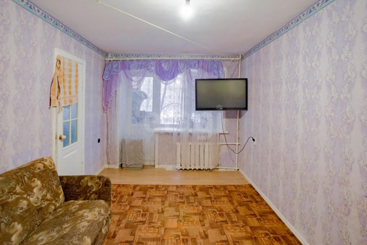3-комн квартира улица Мальцева, 1