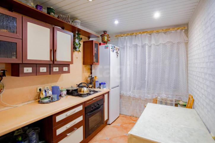 3-комн квартира улица Маршала Конева, 8б