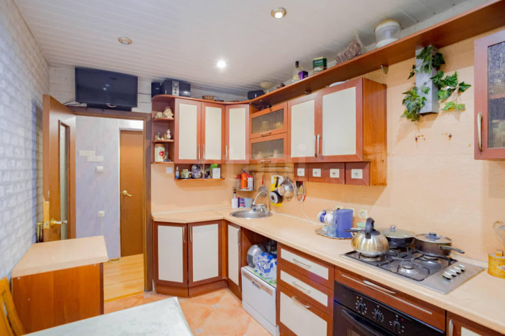 3-комн квартира улица Маршала Конева, 8б