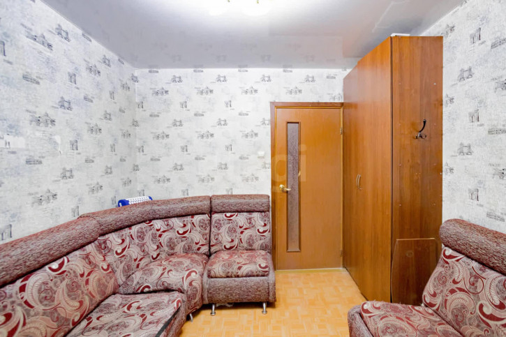 3-комн квартира улица Маршала Конева, 8б