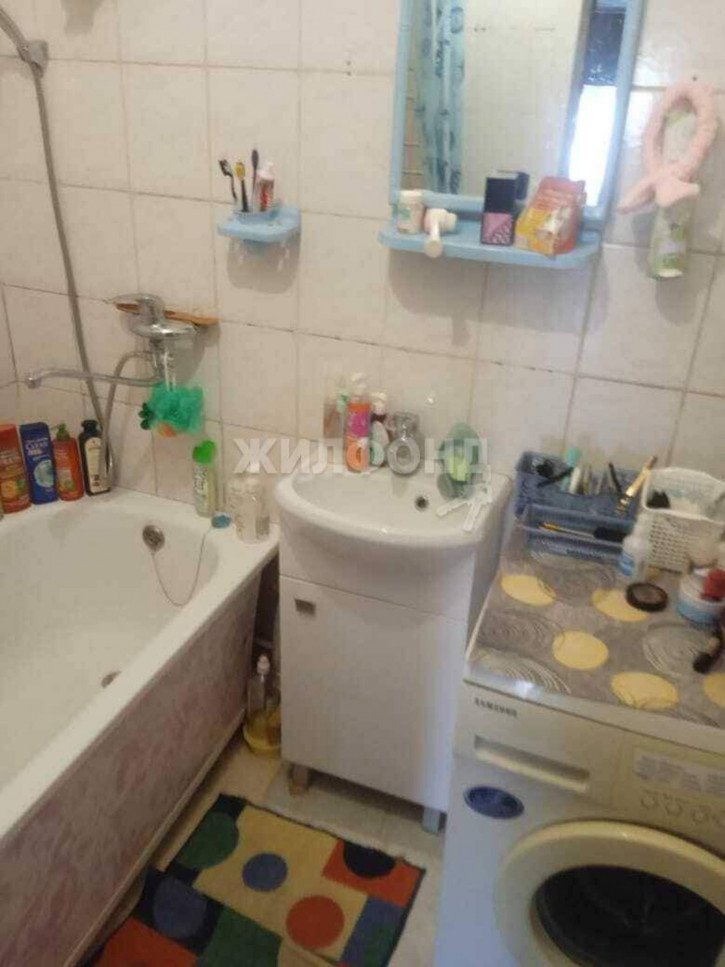 2-комн квартира 60-лет Победы улица, д.71