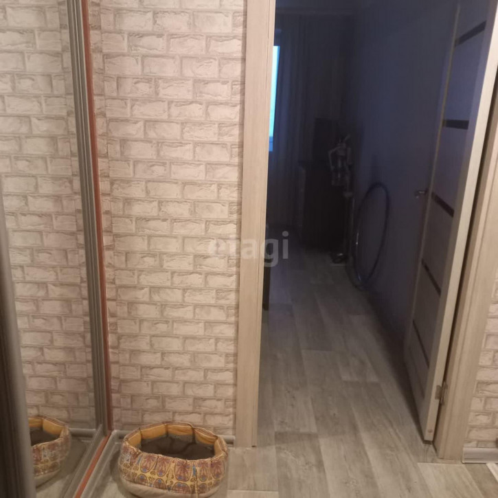 3-комн квартира Менделеева проспект, 27