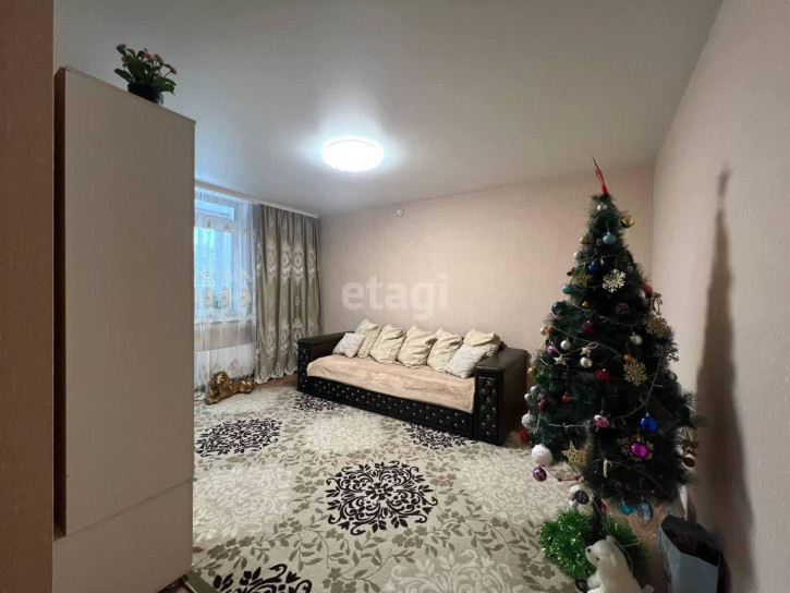 3-комн квартира Зеленая, 31а