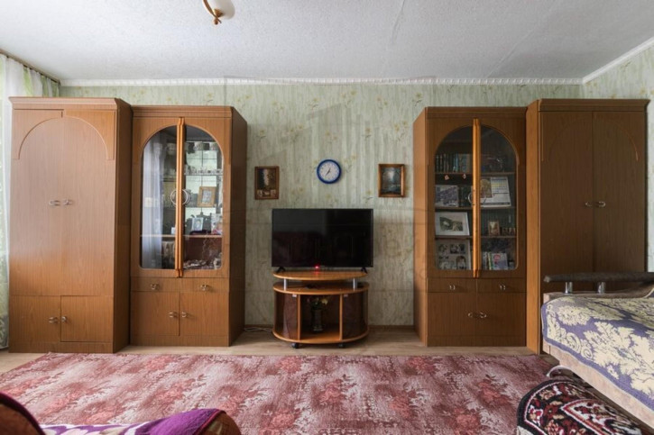 3-комн квартира Невельского, 55