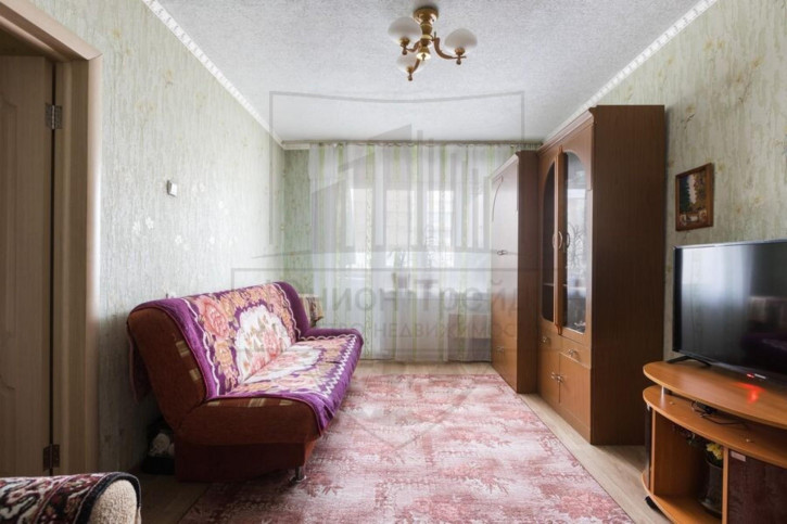 3-комн квартира Невельского, 55