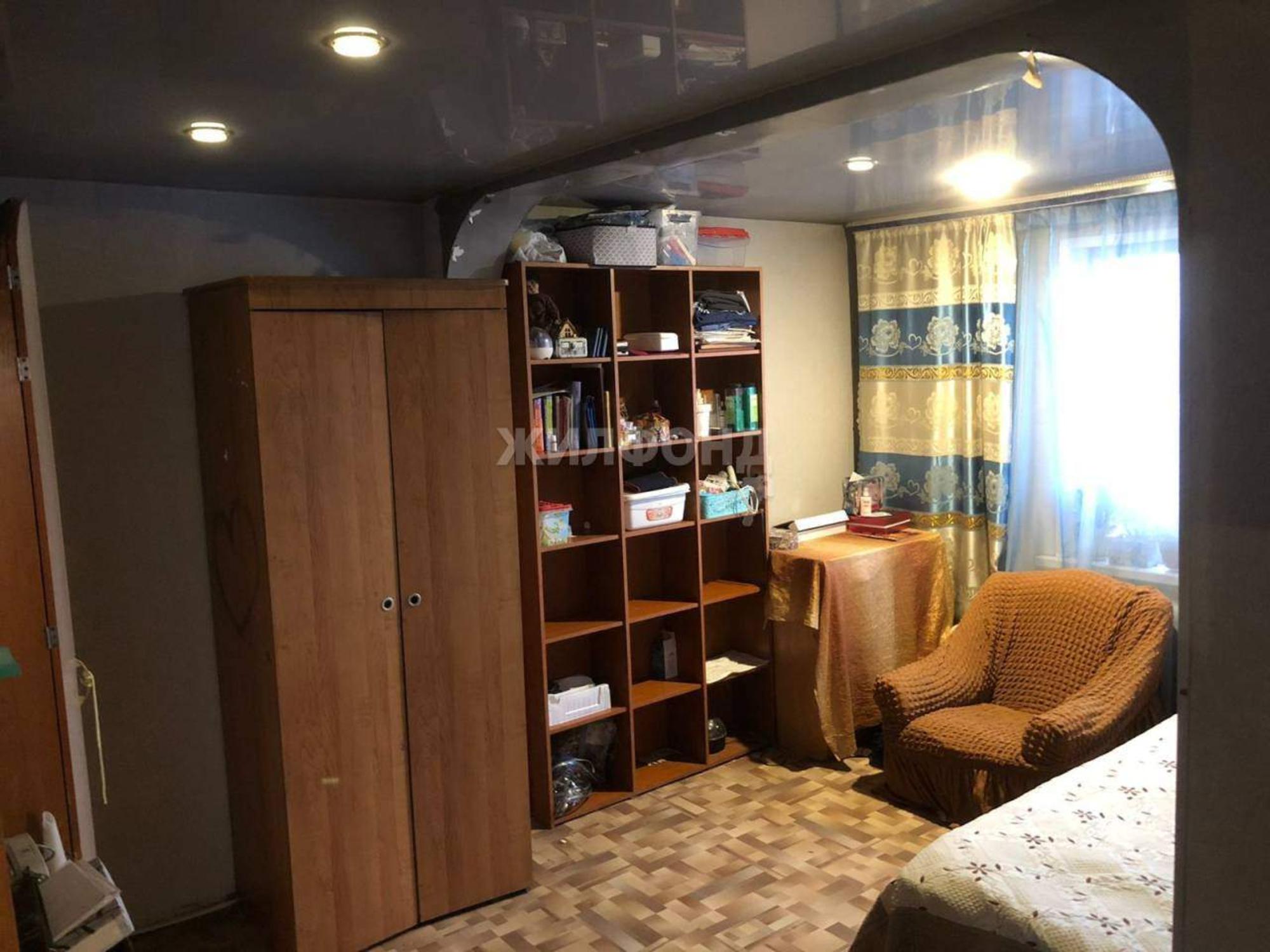 Купить дачу, дом, коттедж за 12 000 000 рублей на Таежная улица