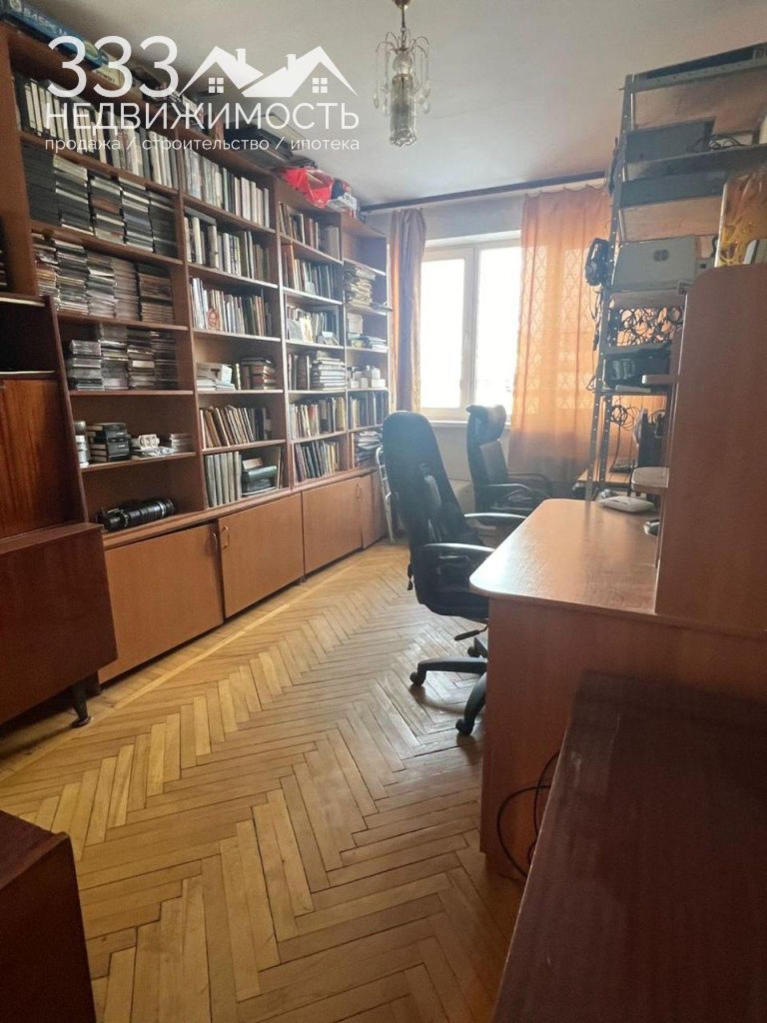 Купить квартиру за 5 600 000 рублей на Астана Кесаева ул, 25