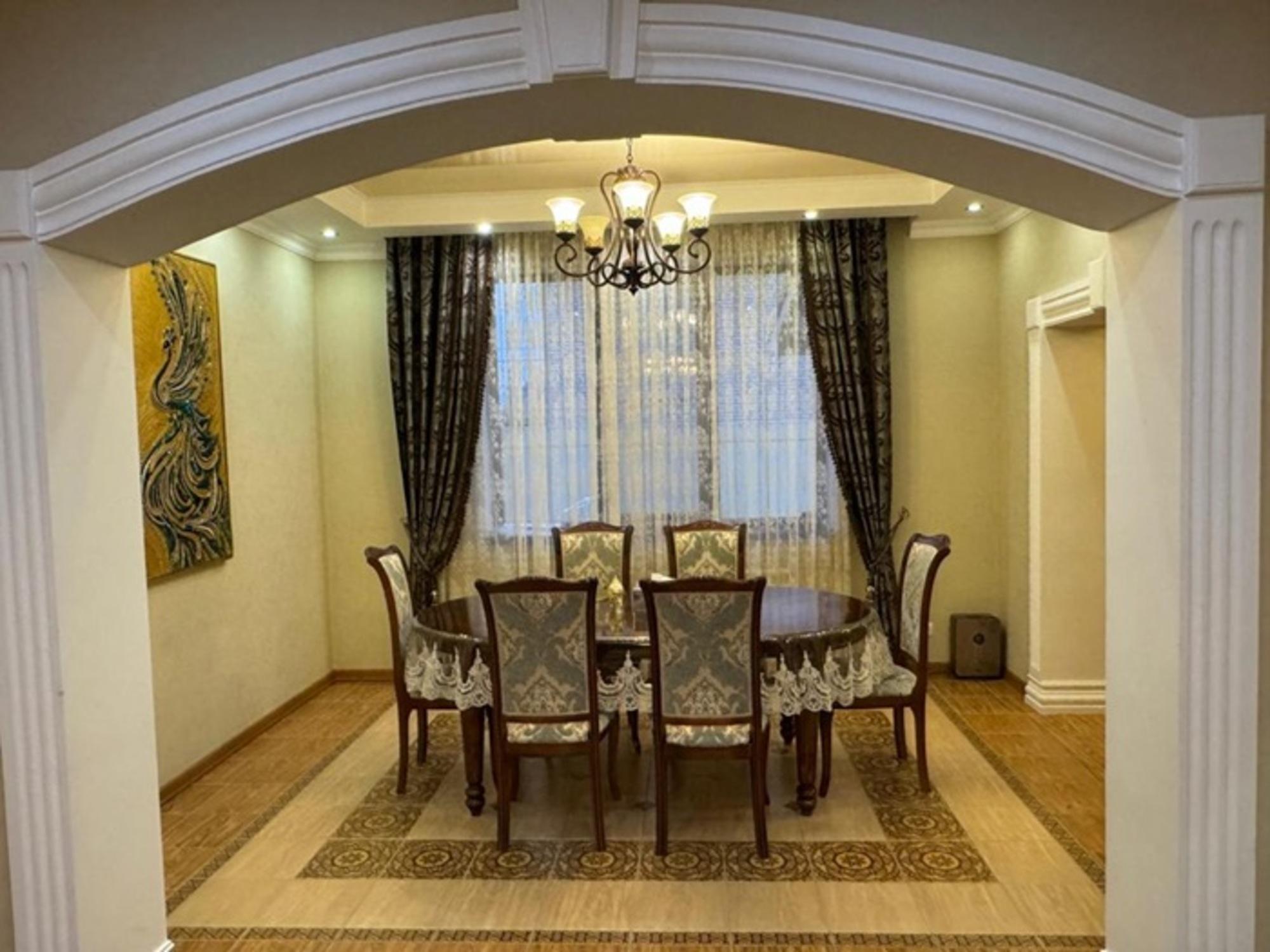 Купить дачу, дом, коттедж за 19 750 000 рублей на Толстого переулок, 9