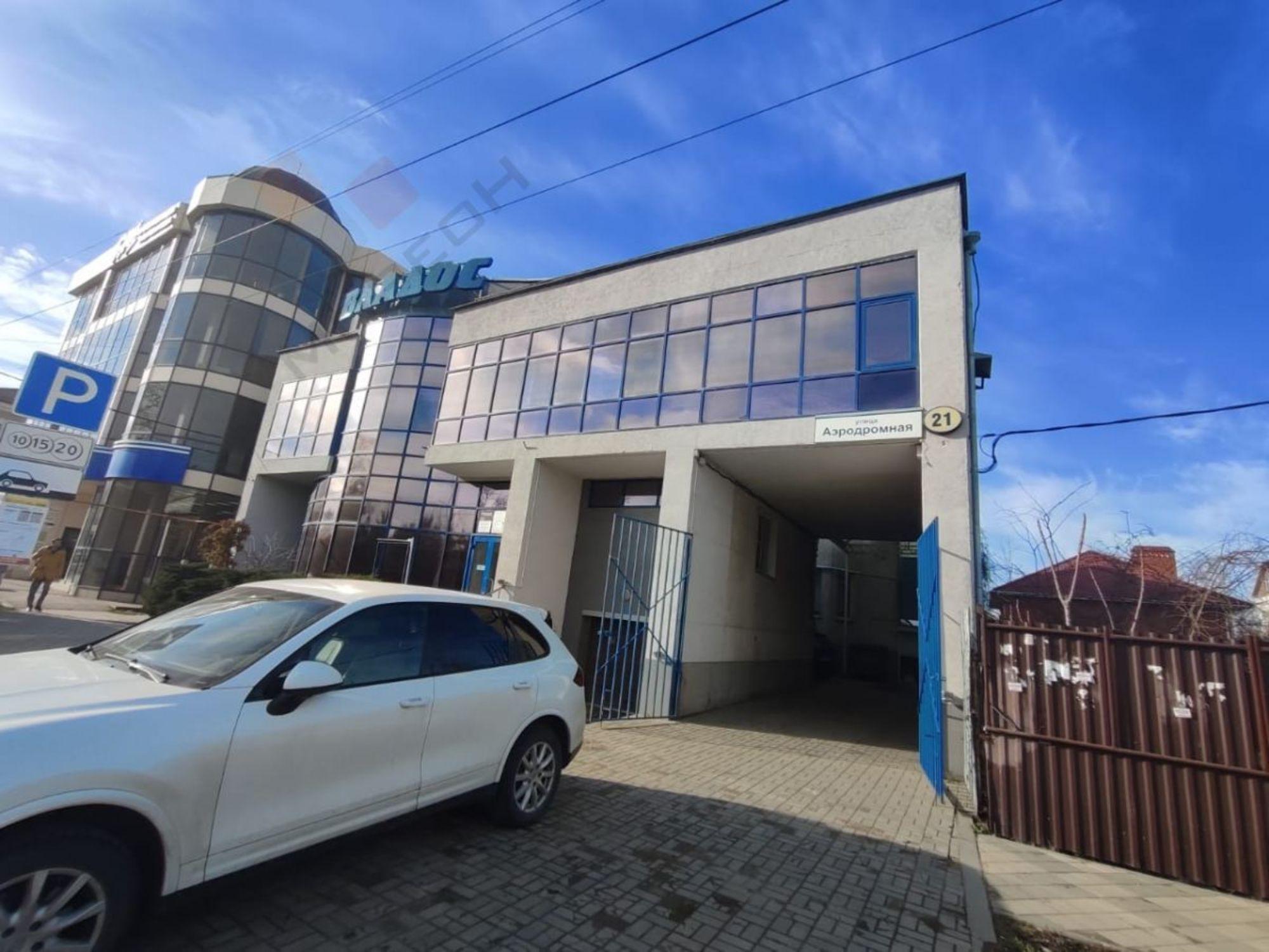 Купить офис, помещение под офис за 120 000 000 рублей на Аэродромная ул, 21