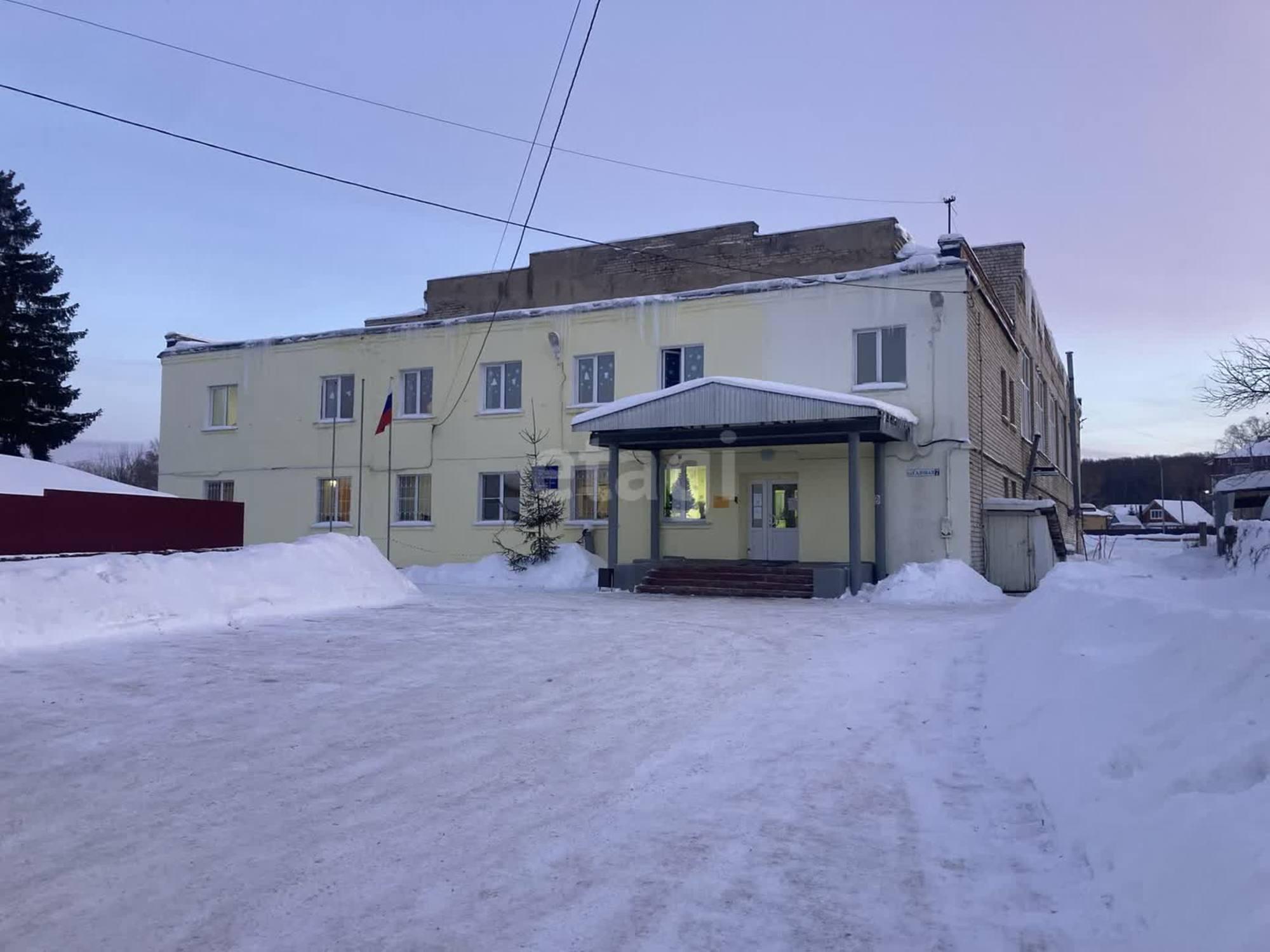 Купить дачу, дом, коттедж за 6 100 000 рублей на Садовая, 5