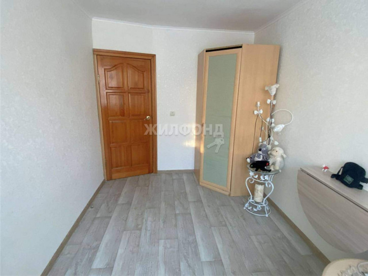 3-комн квартира 13-й микрорайон, д.63
