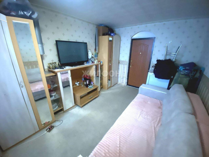 3-комн квартира 13-й микрорайон, д.63