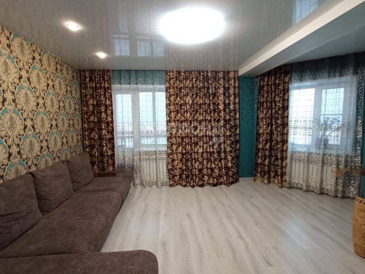 3-комн квартира Дружбы улица, д.1а