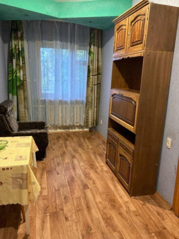 2-комн квартира Асаткина ул
