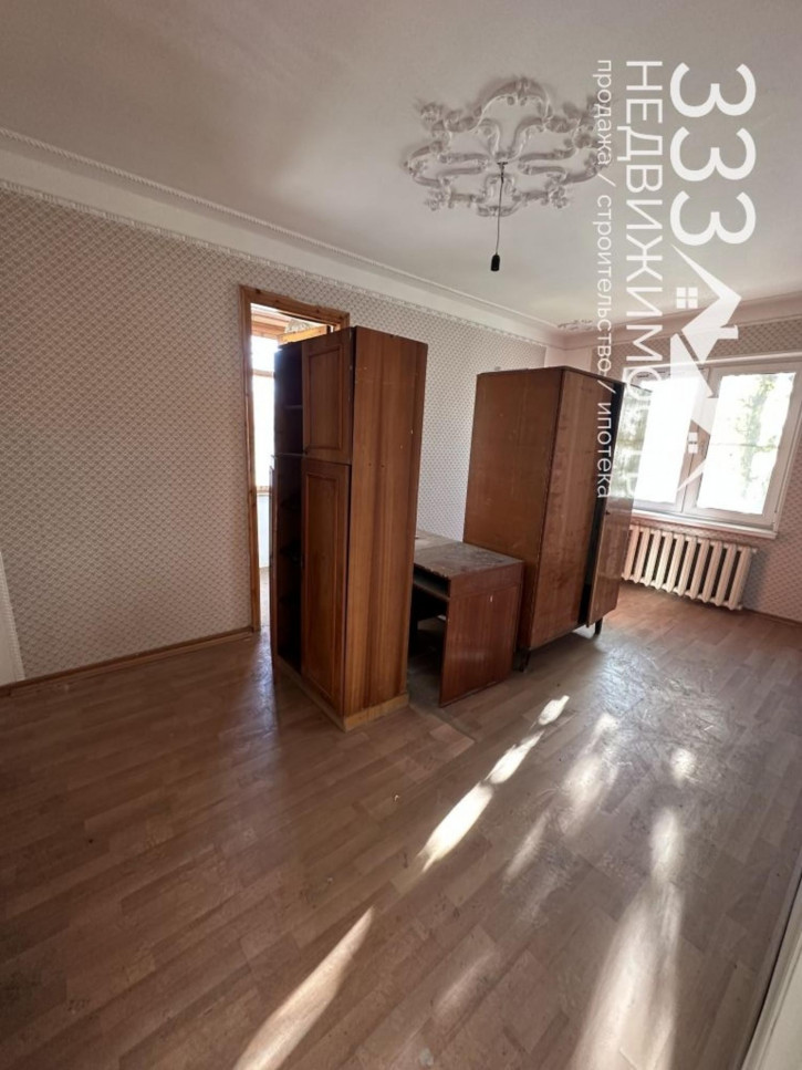 3-комн квартира Весенняя ул, 16