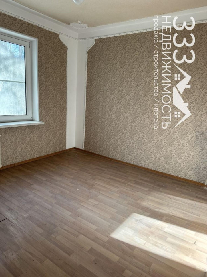 3-комн квартира Весенняя ул, 16