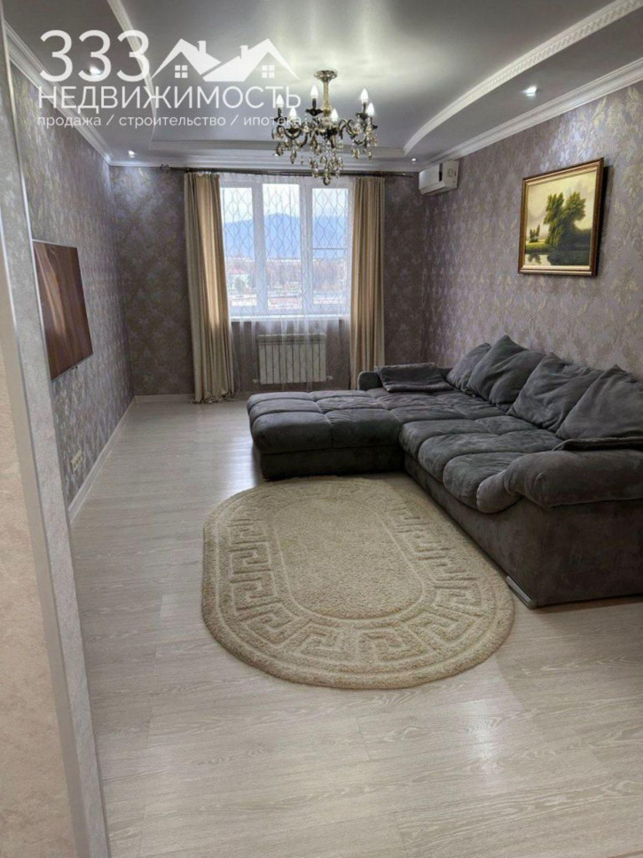 3-комн квартира Коблова ул, 1А