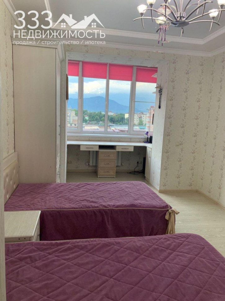 3-комн квартира Коблова ул, 1А