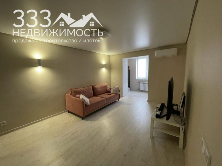 2-комн квартира Минина ул, 8А