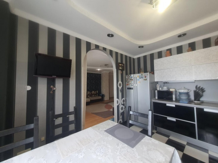 3-комн квартира Кирова улица, 26