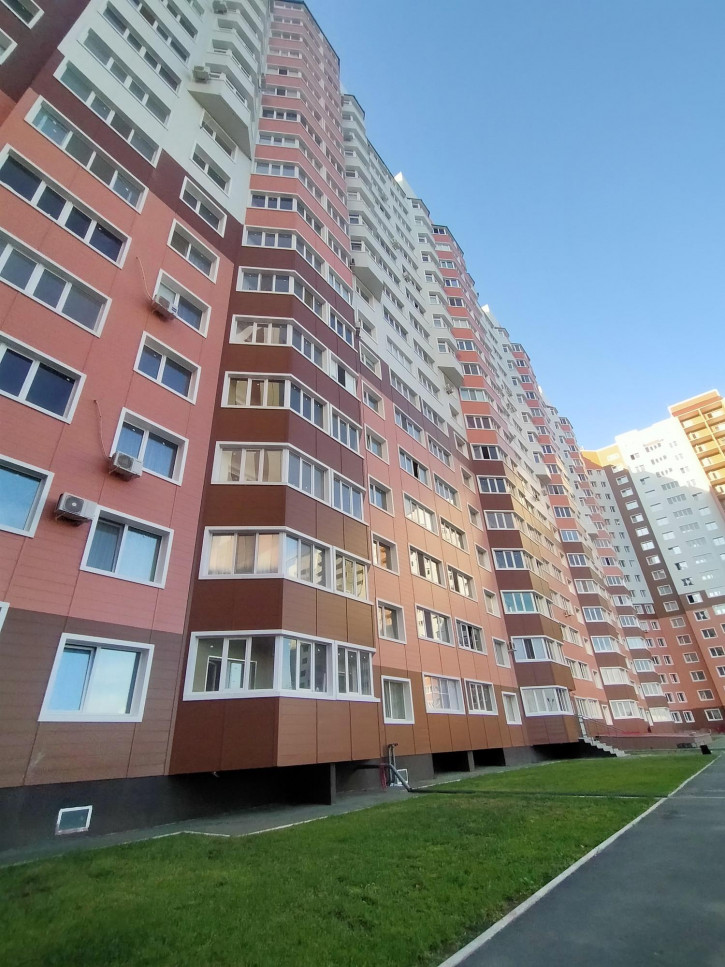 1-комн квартира улица Фронтовиков, 8/1
