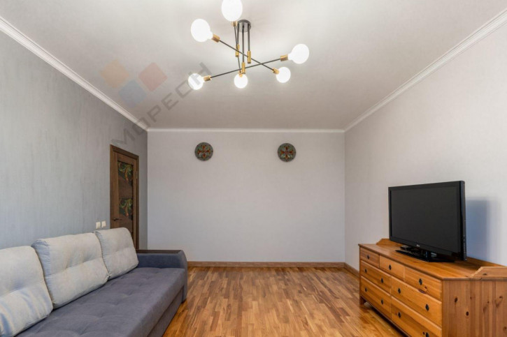 2-комн квартира Камвольная ул, 3