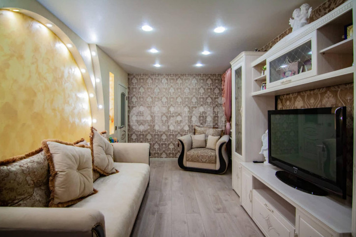 2-комн квартира 8-й Окружной пр., 15