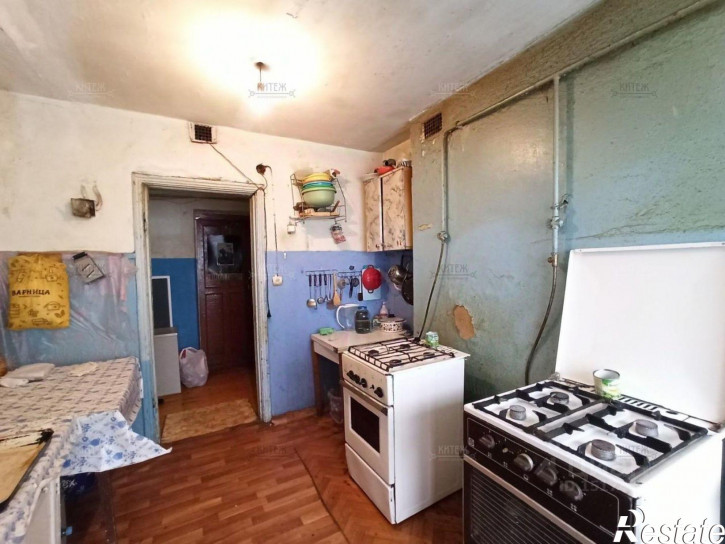 Комната Хрустальная улица, 27,  д. 27