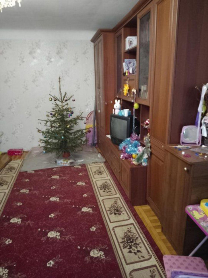 3-комн квартира Южакова ул, 80