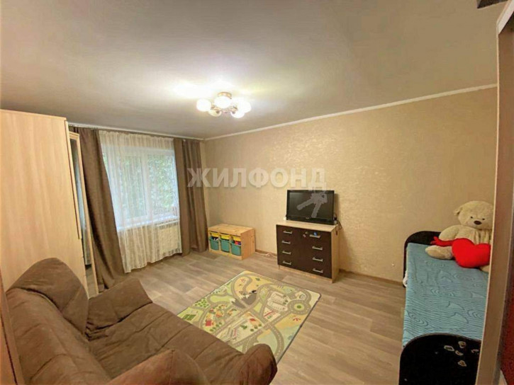 1-комн квартира 8-й микрорайон, д.5