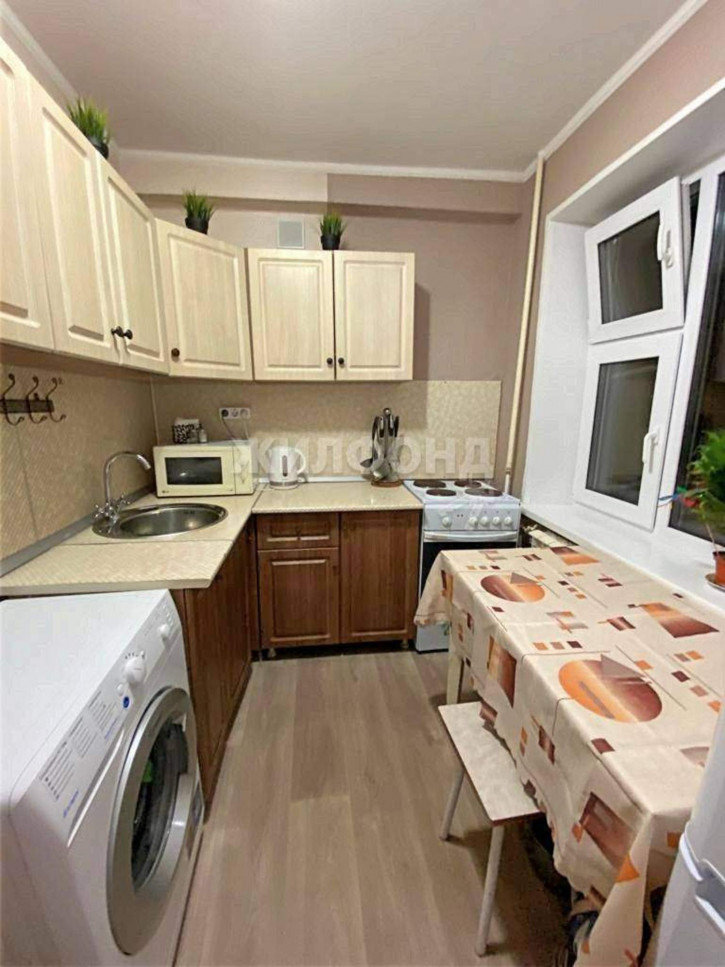 1-комн квартира 8-й микрорайон, д.5