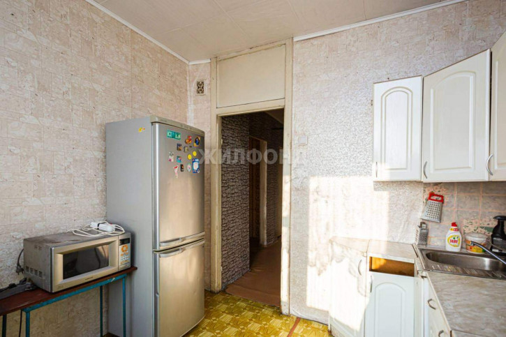 3-комн квартира Авиаторов проспект, д.95