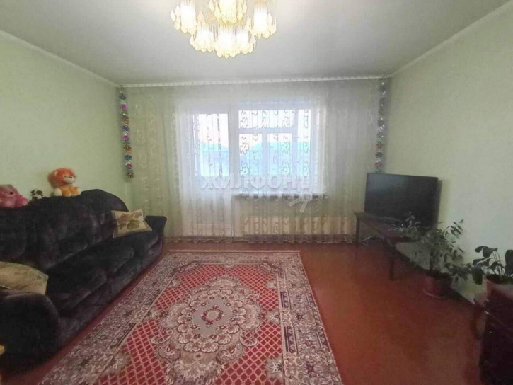 3-комн квартира 18-ый квартал, д.6
