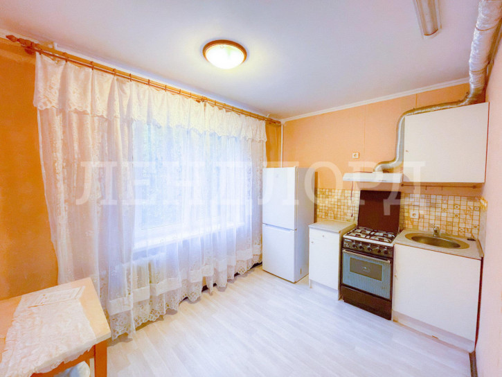 1-комн квартира улица Добровольского, 36/2