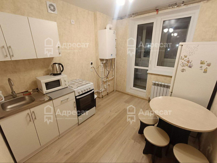 2-комн квартира ул. Химина,  д.8