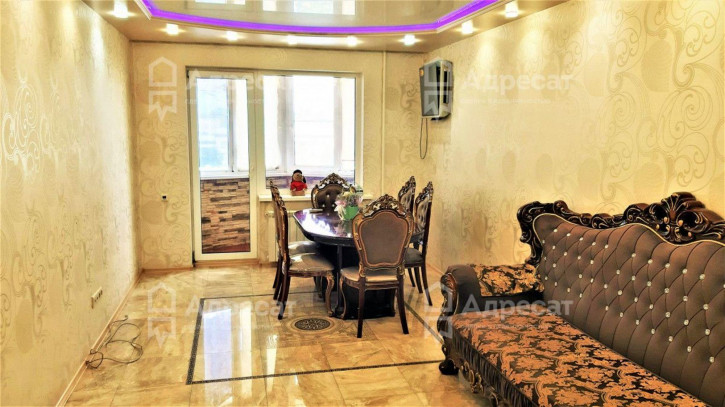 4-комн квартира пр-кт. Университетский,  д.49