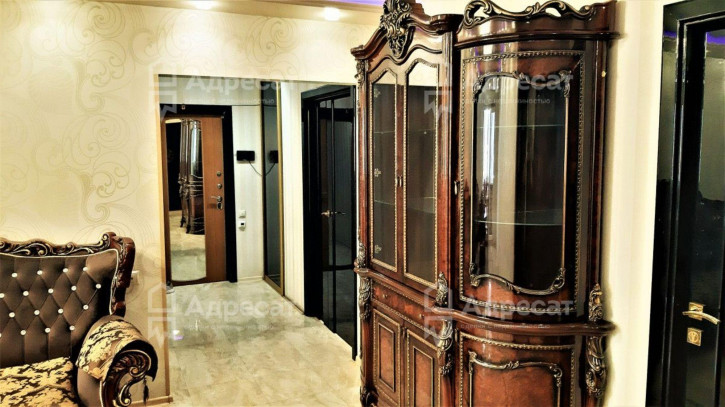 4-комн квартира пр-кт. Университетский,  д.49