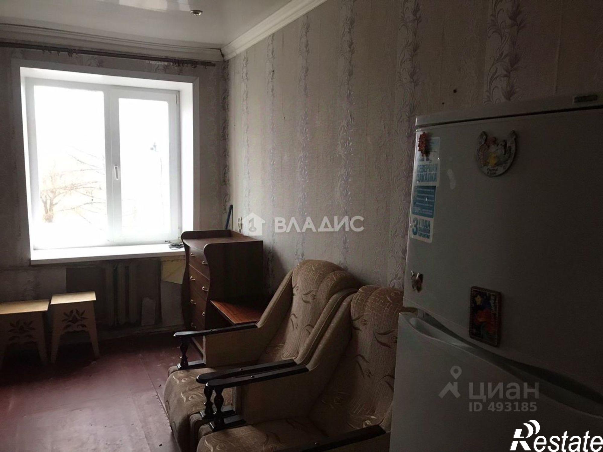 Купить комнату за 250 000 рублей на Молодёжная улица, 7