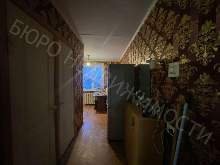 2-комн квартира Титова ул, 13А